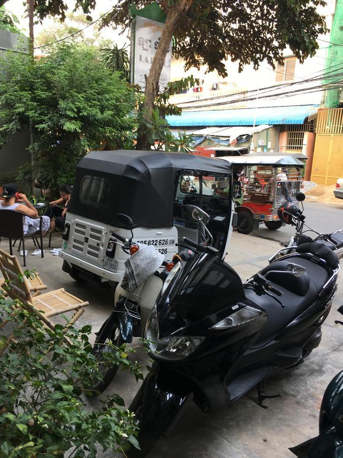 Lalune Hotel Phnom Penh Exteriör bild