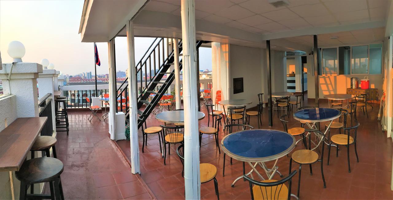 Lalune Hotel Phnom Penh Exteriör bild