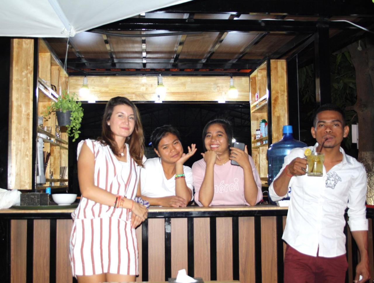 Lalune Hotel Phnom Penh Exteriör bild