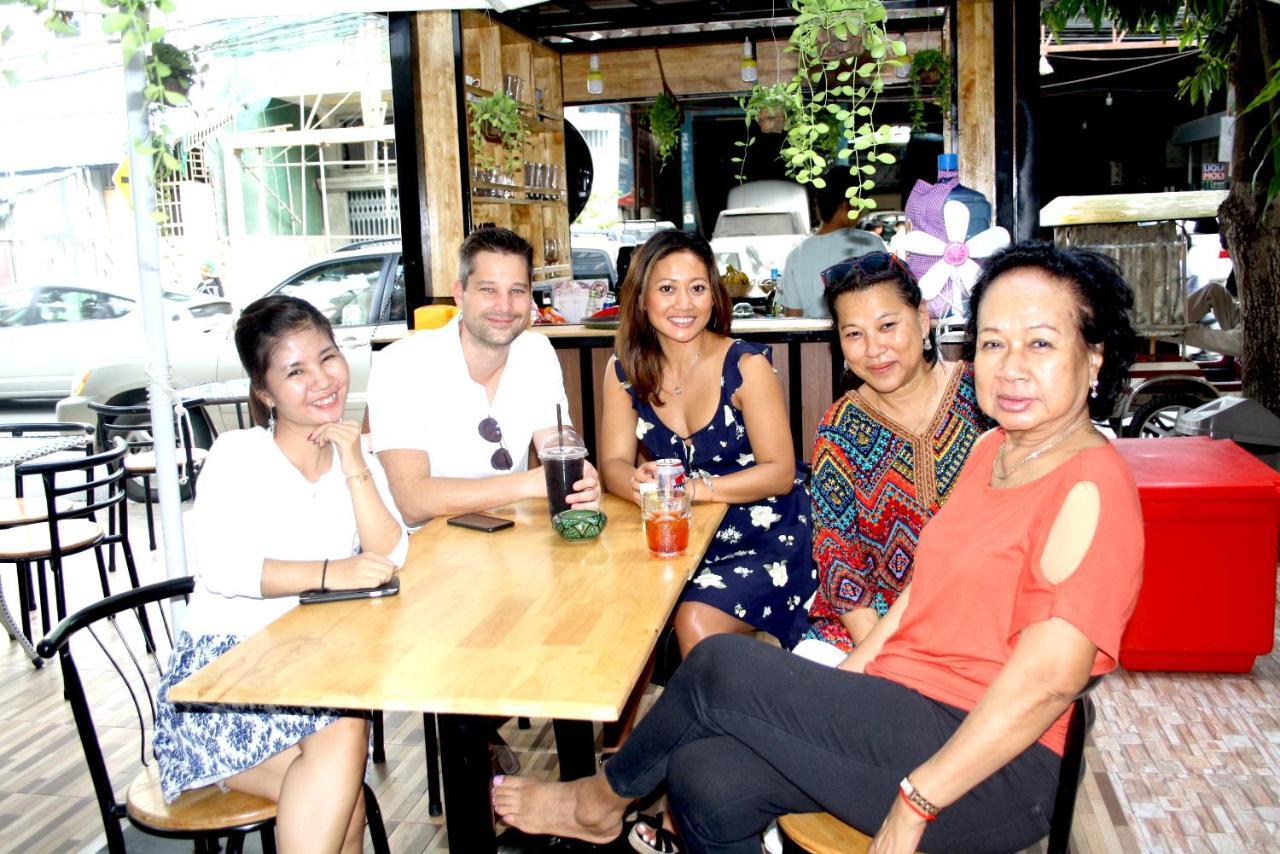 Lalune Hotel Phnom Penh Exteriör bild